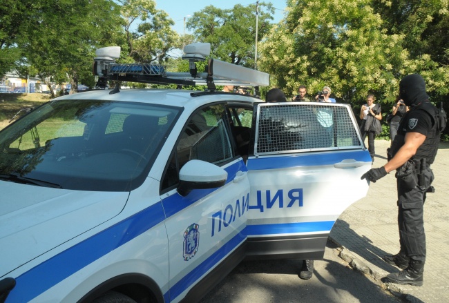  Мащабна спецоперация срещу битовата престъпност се провежда в Бургас 