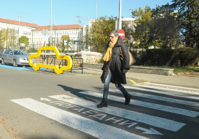 Ограничават паркирането до пешеходни пътеки в Бургас