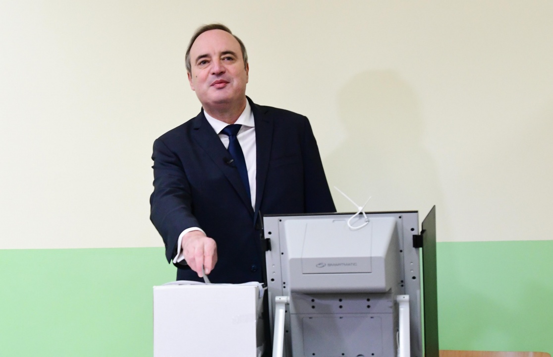Анастас Герджиков гласува