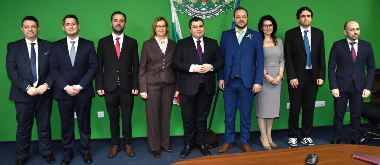 Седем министри заседават във второто заседание на българо-македонската група за зелен преход и дигитална среда в МОСВ