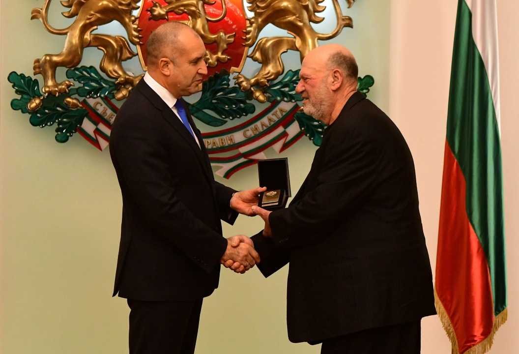 Президентът Радев удостои с орден „Св. св. Кирил и Методий“ дейци в областта на културата