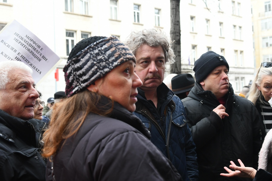 Протест в София иска оставката на директора на Народния театър