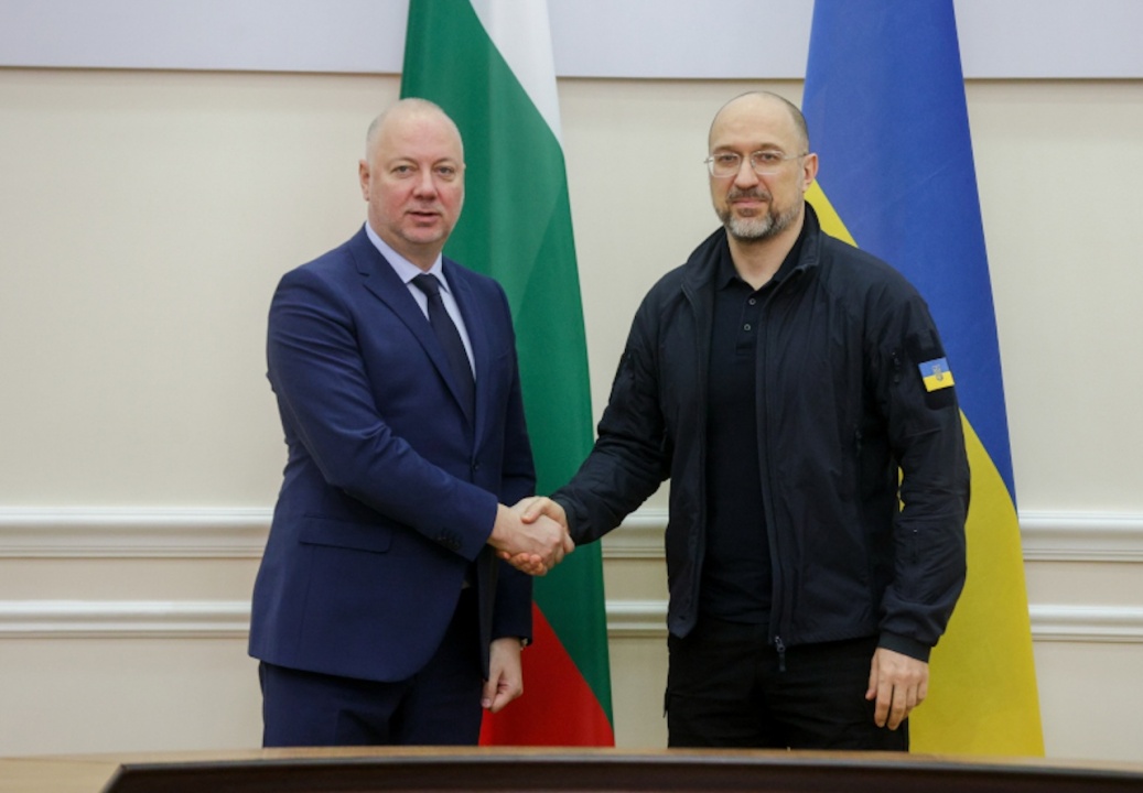 Росен Желязков разговаря с украинския премиер Денис Шмигал