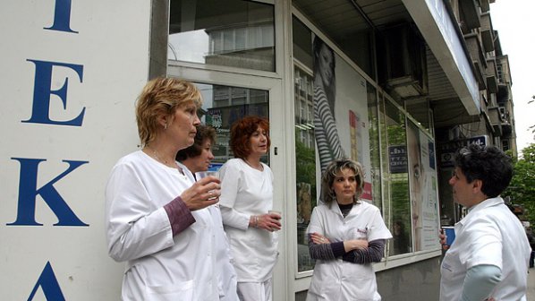 Фармацевтите в Бургас няма да затварят аптеките