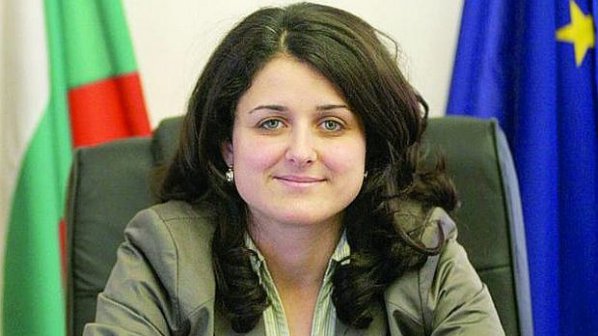 Депутат от ГЕРБ издал зам.-министъра Светлана Боянова