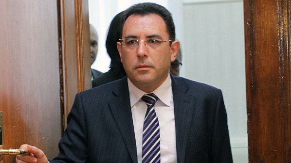Депутатите ще гласуват оставката на Цветков