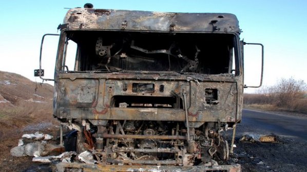 Камион горя на пътя Русе-Търново