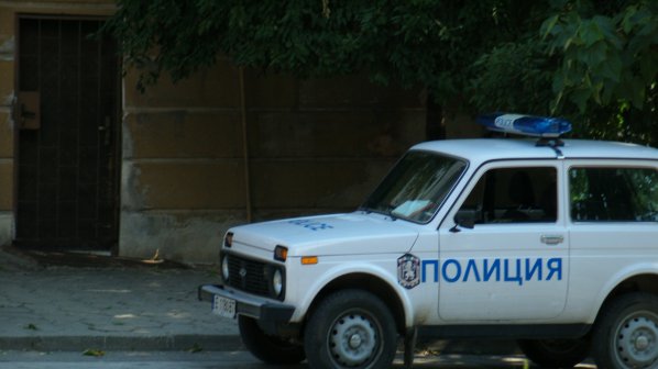 Петима пребиха полицай в Габрово