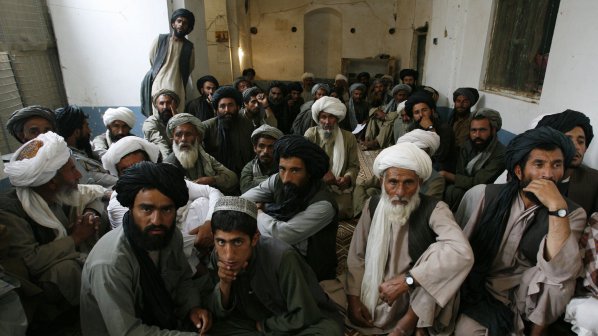 САЩ водели тайни преговори с талибаните?