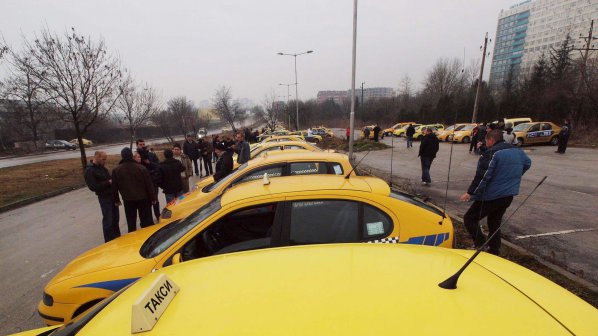 Таванът на такситата е факт в Русе