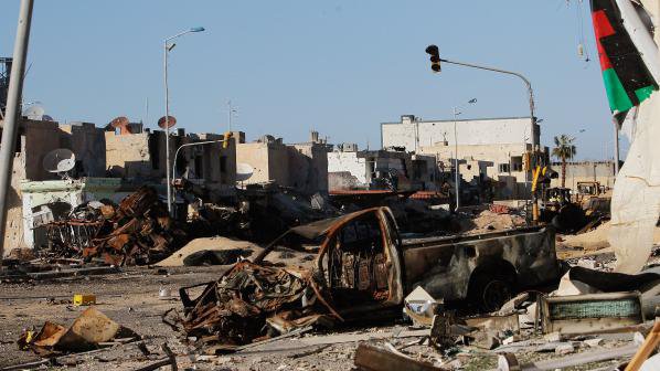 12 мощни експлозии отново разтърсиха Триполи
