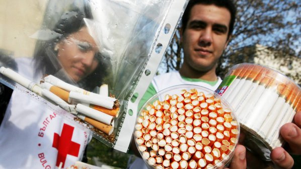 От 2012 г. пълна забрана за тютюнопушене