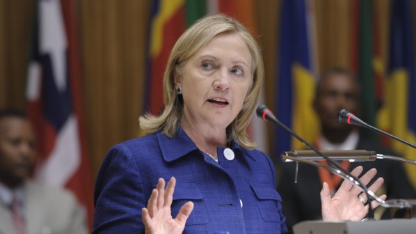 Хилари Клинтън осъди сексуалното насилие в арабския свят