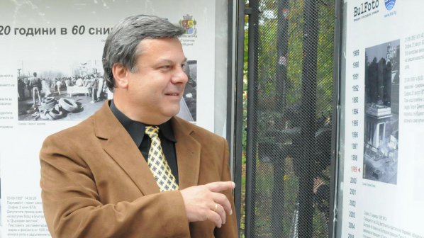 Евгений Бакърджиев: Разпадът на СДС започна през 1999 г.