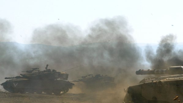 Сирийски танкове наближиха Турция