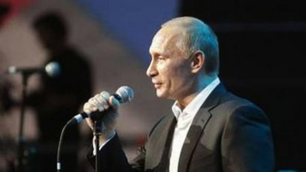 Песен изпълнявана от Путин, е хит в руските дискотеки