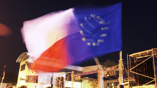 Полша ще възстановява вярата в Европа