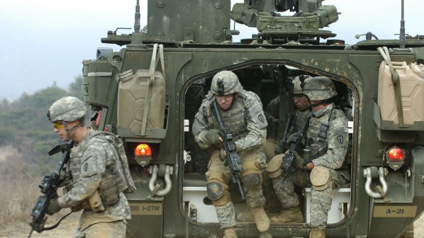 Армията на Южна Корея иска по - висок бюджет за бойна подготовка