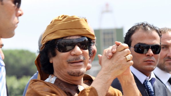 Бунтовниците предложили на Кадафи да остане в Либия