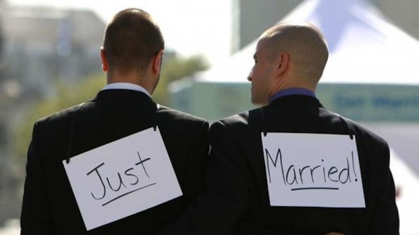 Лотария решава кои хомосексуални двойки могат да сключат брак