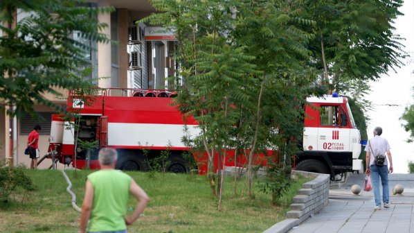 Пожар горя в клуб на ДПС в Пловдив