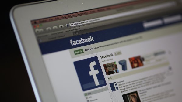 Facebook деактивира профили на калифорнийски затворници