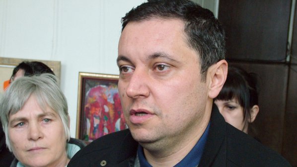 Яне Янев: Пловдивският кмет е кученце на каишка на Георги Гергов