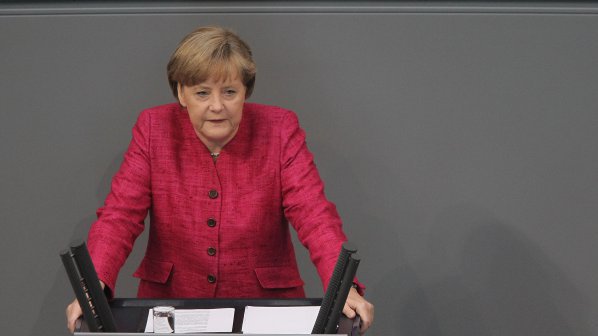 Меркел призова германците да имат търпение с Гърция