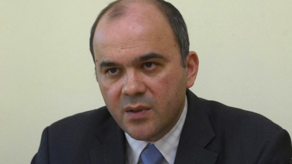 Официално: Бисер Петков беше избран за управител на НОИ