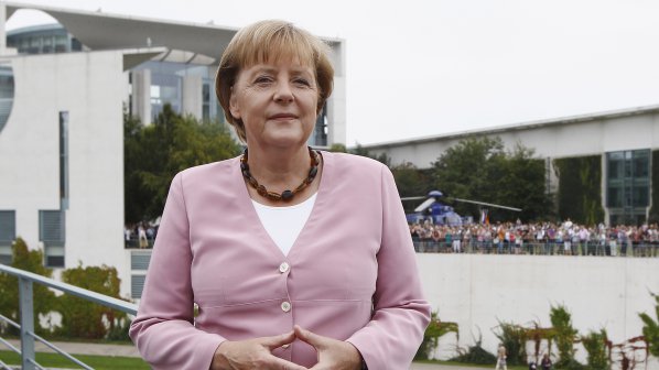 Партията на Меркел загуби изборите в родното място на лидера си