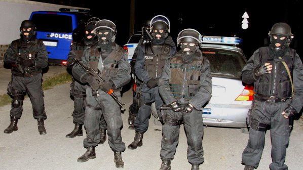 Бунт в Пловдив: Кърваво меле между младежи и жандармерия (обновена)