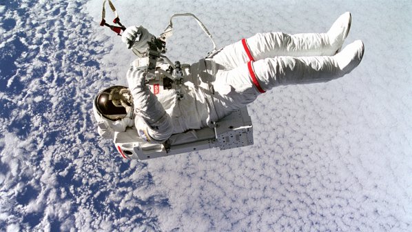 Руският език става задължителен за астронавтите от НАСА