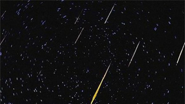 Съзвездие Дракон изсипа 2000 метеора за 2 часа
