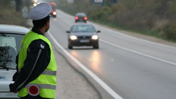 Хванаха 55 - годишен пиян шофьор в Търговищко
