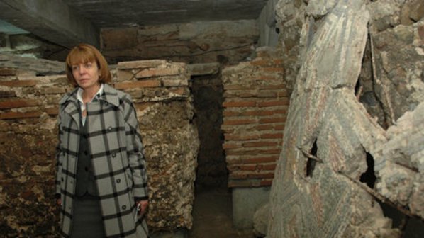 Правят подземен музей в София