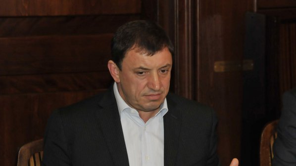 Алексей Петров: Аз не съм Борисов и няма да продам интересите си
