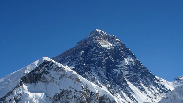 Български алпинист загина в Непал