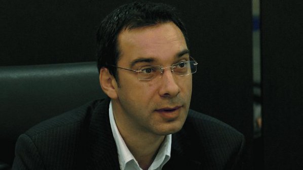 Бургас: Димитър Николов печели със 71,7%