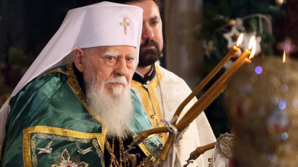 Патриарх Максим става на 97 години