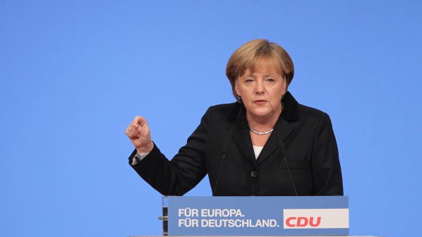 Ангела Меркел: Европа може да рухне