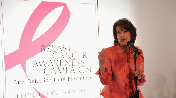 Създателката на символа за борба с рака на гърдата почина от рак на яйчниците