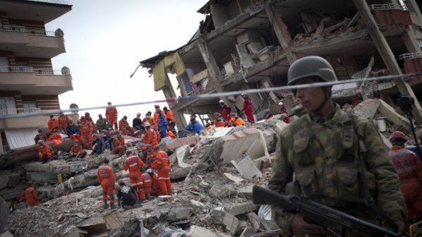 Земетресенията заличиха шест села в Турция