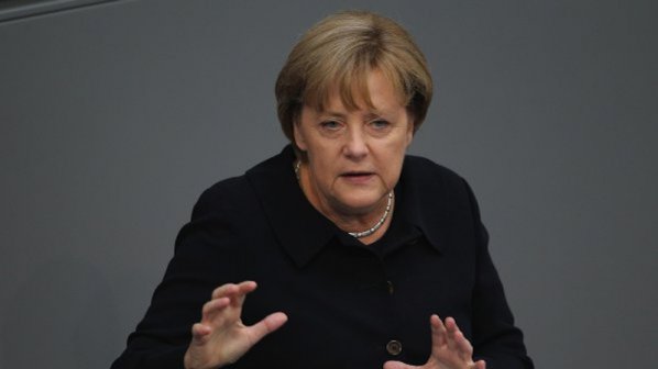 Ангела Меркел: Днешната среща на върха в ЕС ще върне доверието в еврото