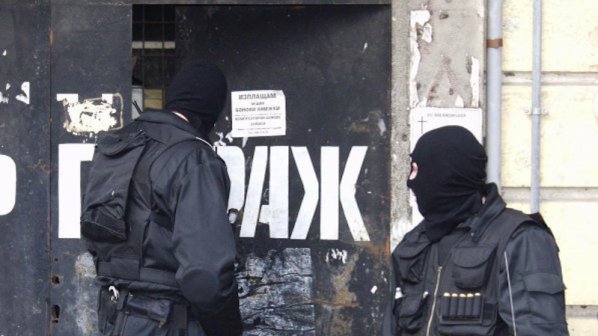 Масови арести при спецакция в София