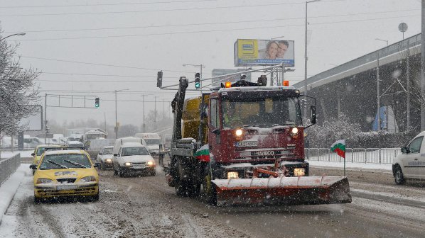Глобяват фирма за вчерашното снегопочистване на София