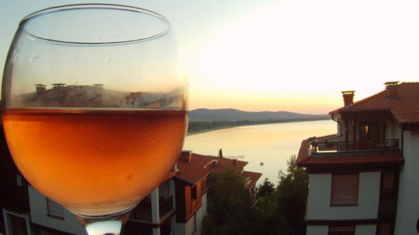 Расте износът на български вина