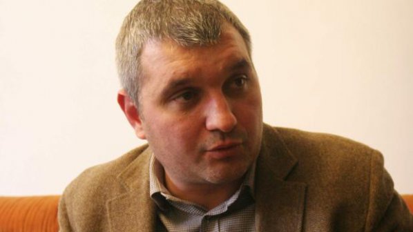Андрей Иванов хвърли оставка, Елен Герджиков става председател на СОС (видео)