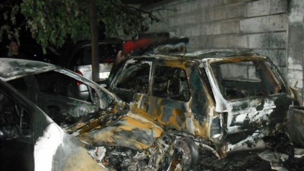 Изгоря автосервиз във Варна