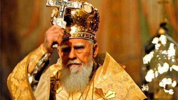 Митрополитите - доносници поискаха прошка от патриарх Максим