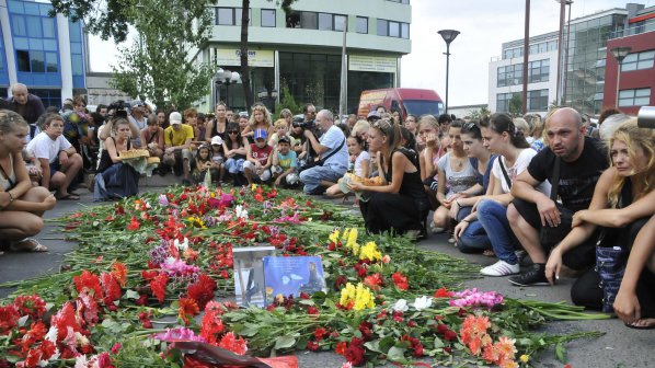 Мълчалив протест в памет на Лора от Варна